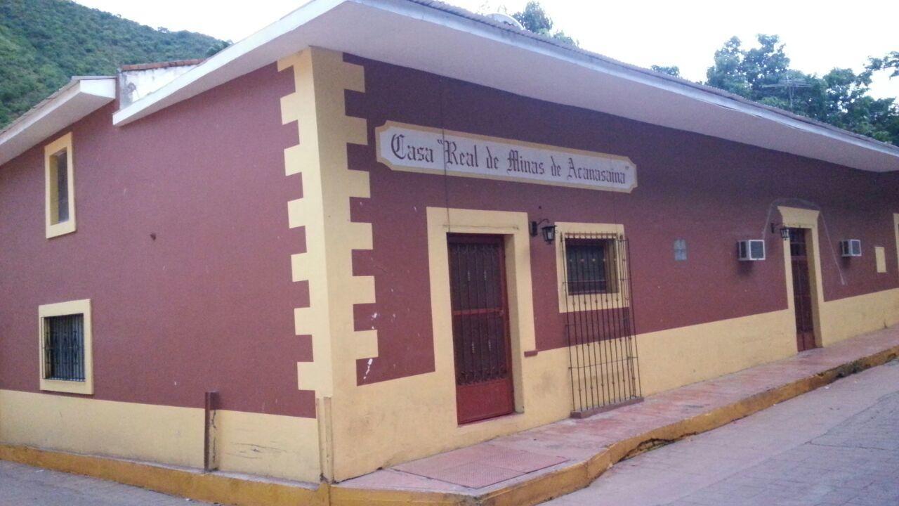 Отель Casa Real De Minas De Батопилас Экстерьер фото